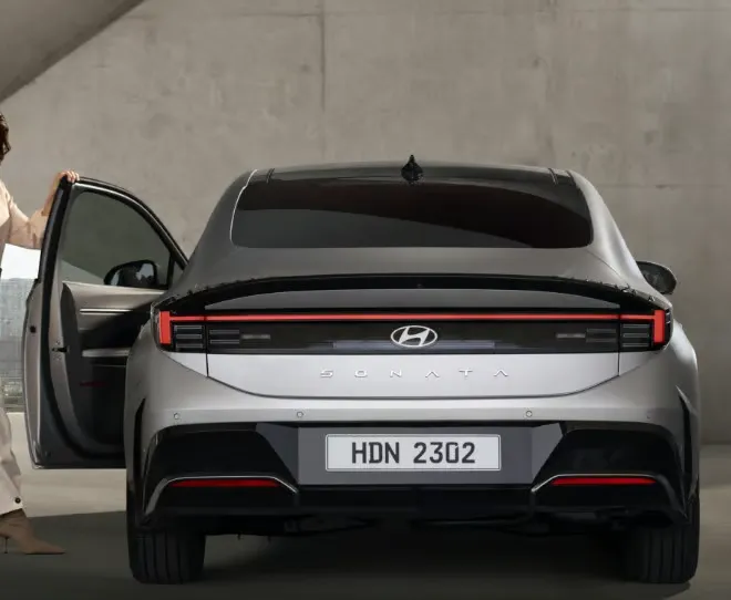 2026 Hyundai Sonata Review: A Stylish, Affordable Sedan That Still Beats the SUV Trend