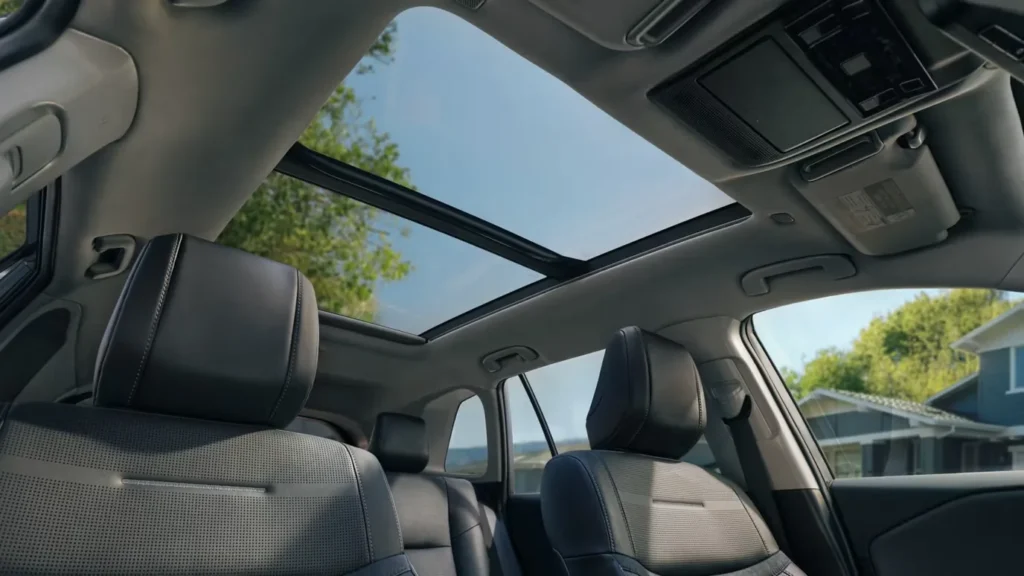 Toyota RAV4 front exterior view