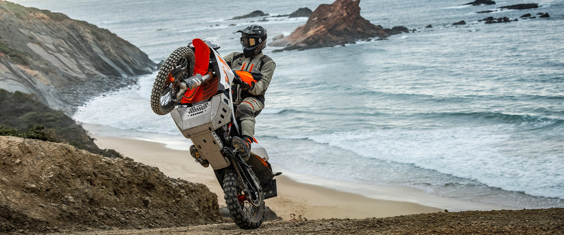 KTM 890 Adventure R Rally 2026 Revealed – Dakar DNA Unleashed